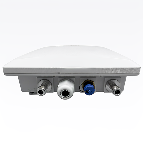 LoRaWAN Outdoor Gateway for Smart City Road Lighting - Hospitality Enviro Tech