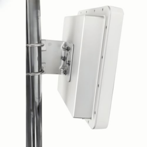 Hospitality Enviro Tech Long Distance Fixed UHF RFID Reader 9 DBi Circular Polarization Antenna UHF RFID Reader For Inventory Management – With The Frequency From 860 MHz To 960 MHz